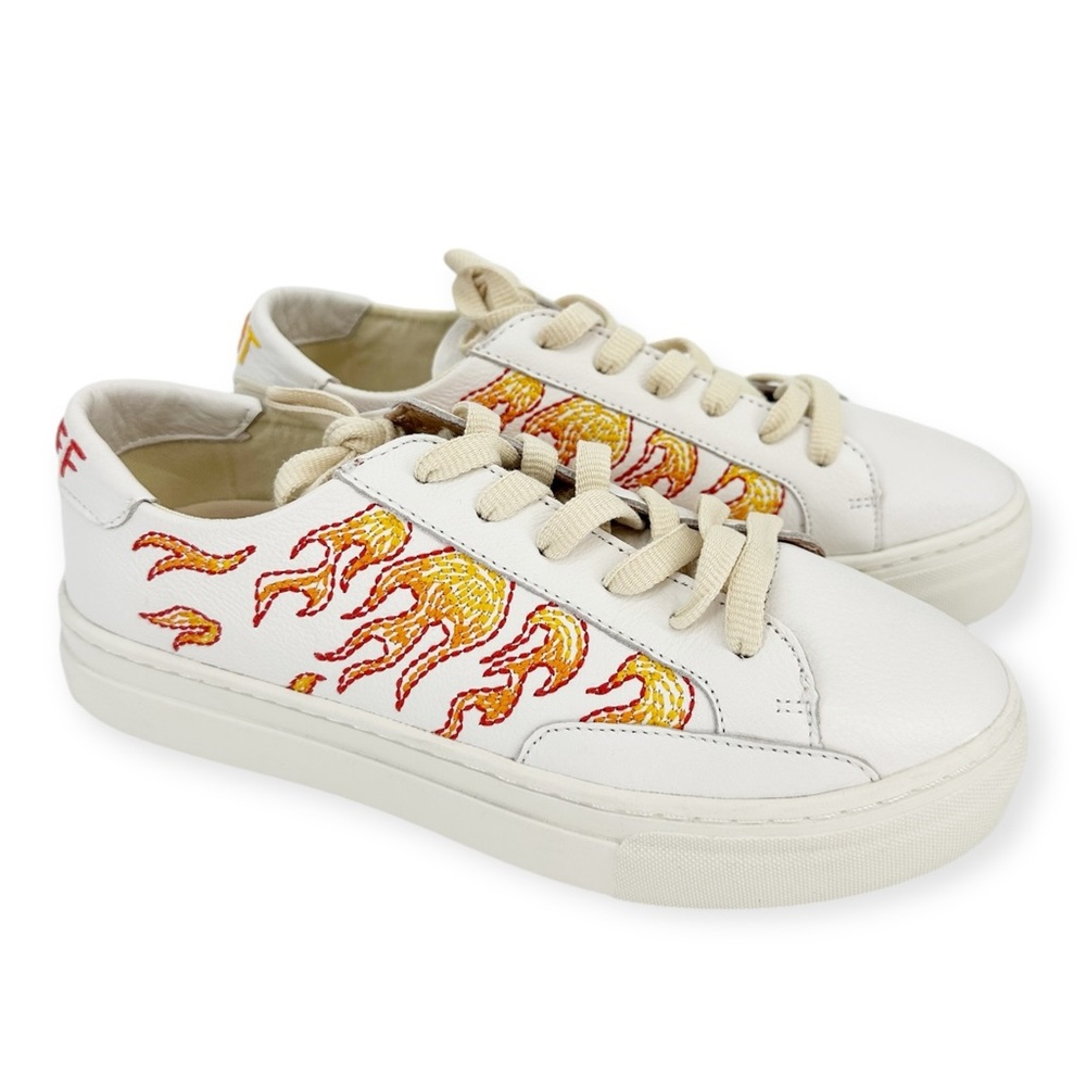 SOLUDOS Womens Ibiza Platform Sneaker size 8 Hot Stuff Embroidered Sneaker NWOB